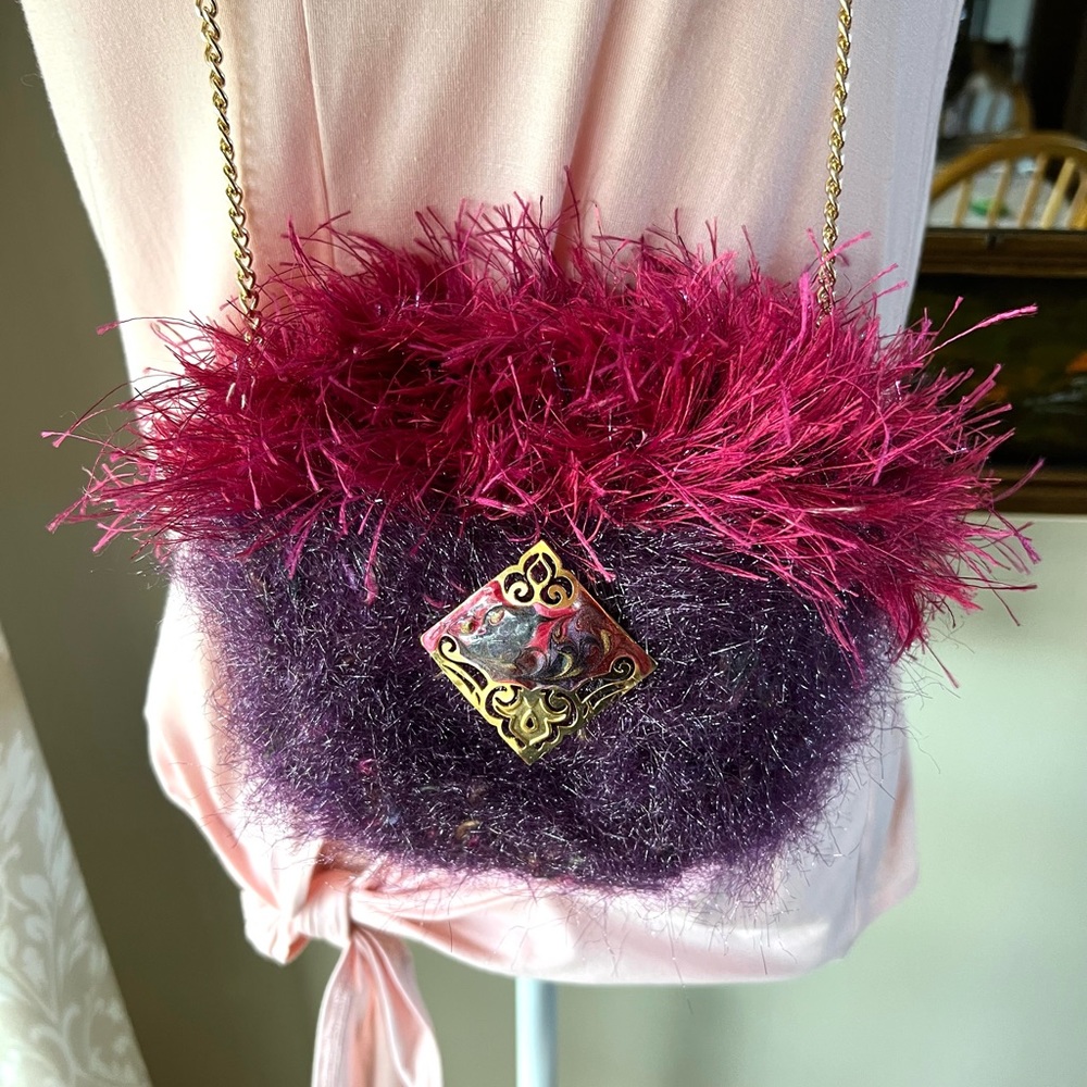 A Flirtz Original Fluffy Mini Purse